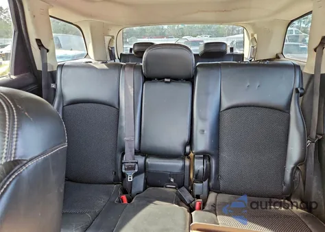 2019 Dodge Journey Crossroad z USA, uszkodzony, nr VIN 3C4PDCGG5KT838439